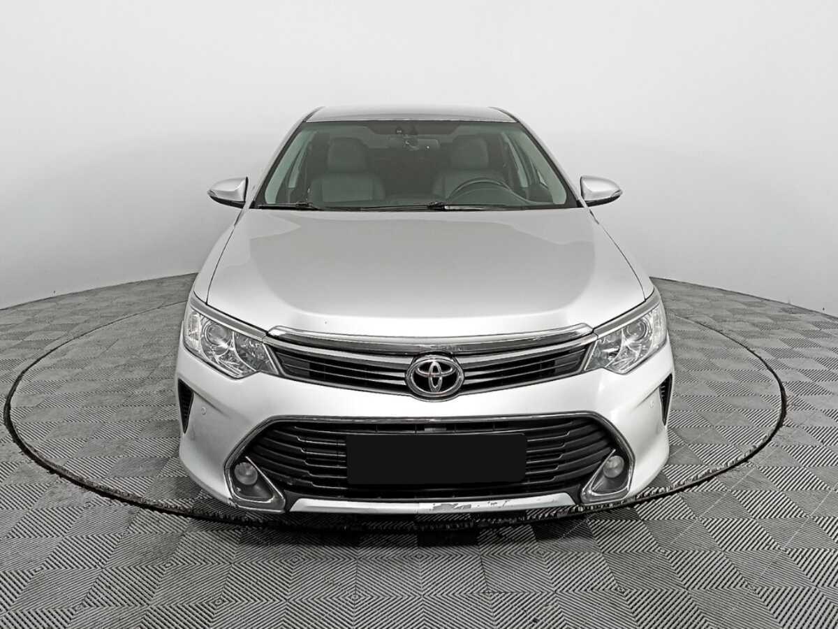 Купить Toyota Camry с пробегом. Фото: #1