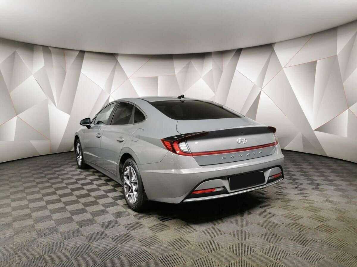Купить Hyundai Sonata с пробегом. Фото: #3