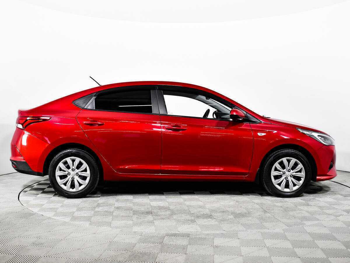 Купить Hyundai Solaris с пробегом. Фото: #3