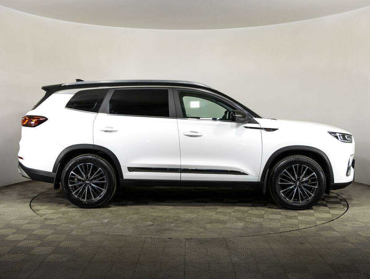 Купить Chery Tiggo 8 Pro с пробегом. Фото: #3