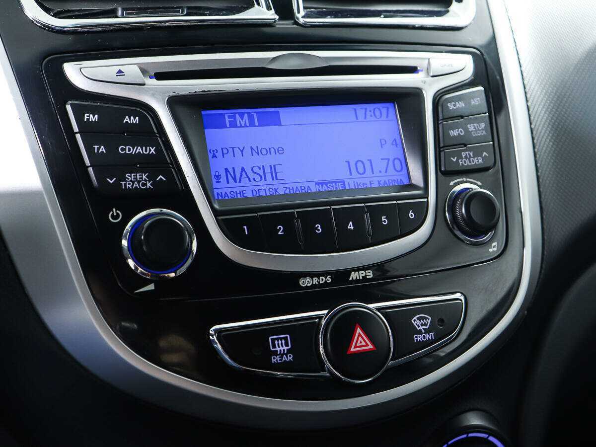 Купить Hyundai Solaris с пробегом. Фото: #16