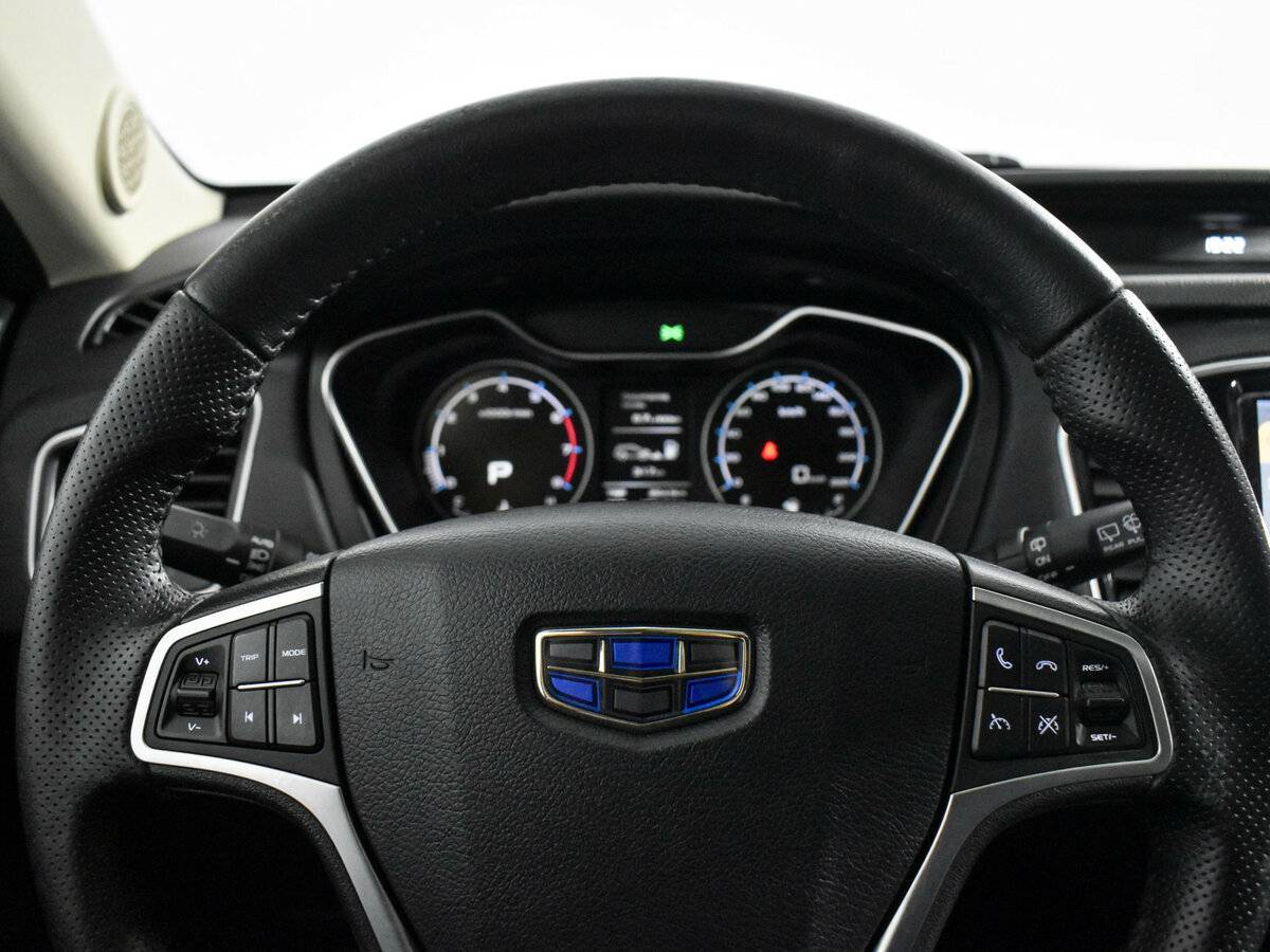 Купить Geely Emgrand X7 с пробегом. Фото: #14