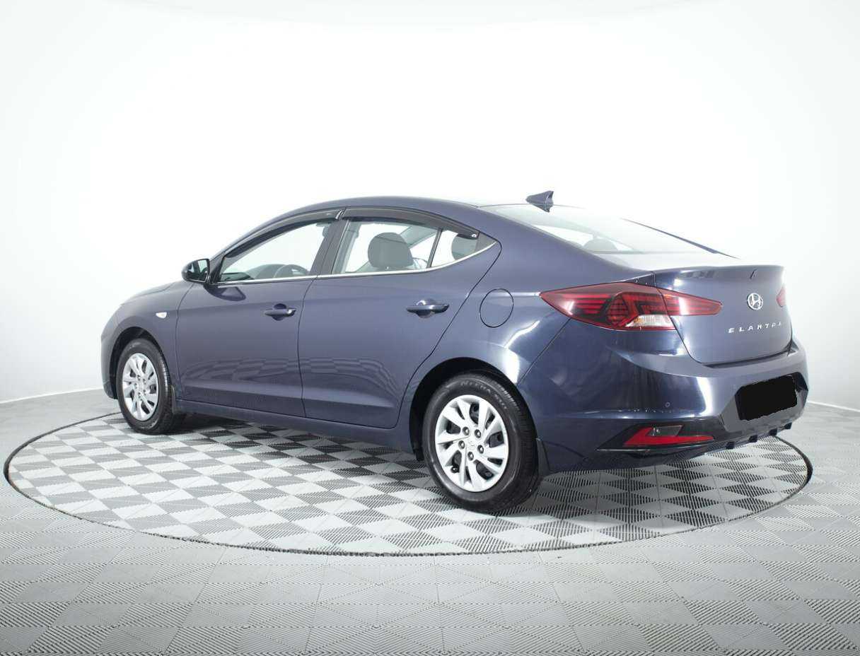 Купить Hyundai Elantra с пробегом. Фото: #6