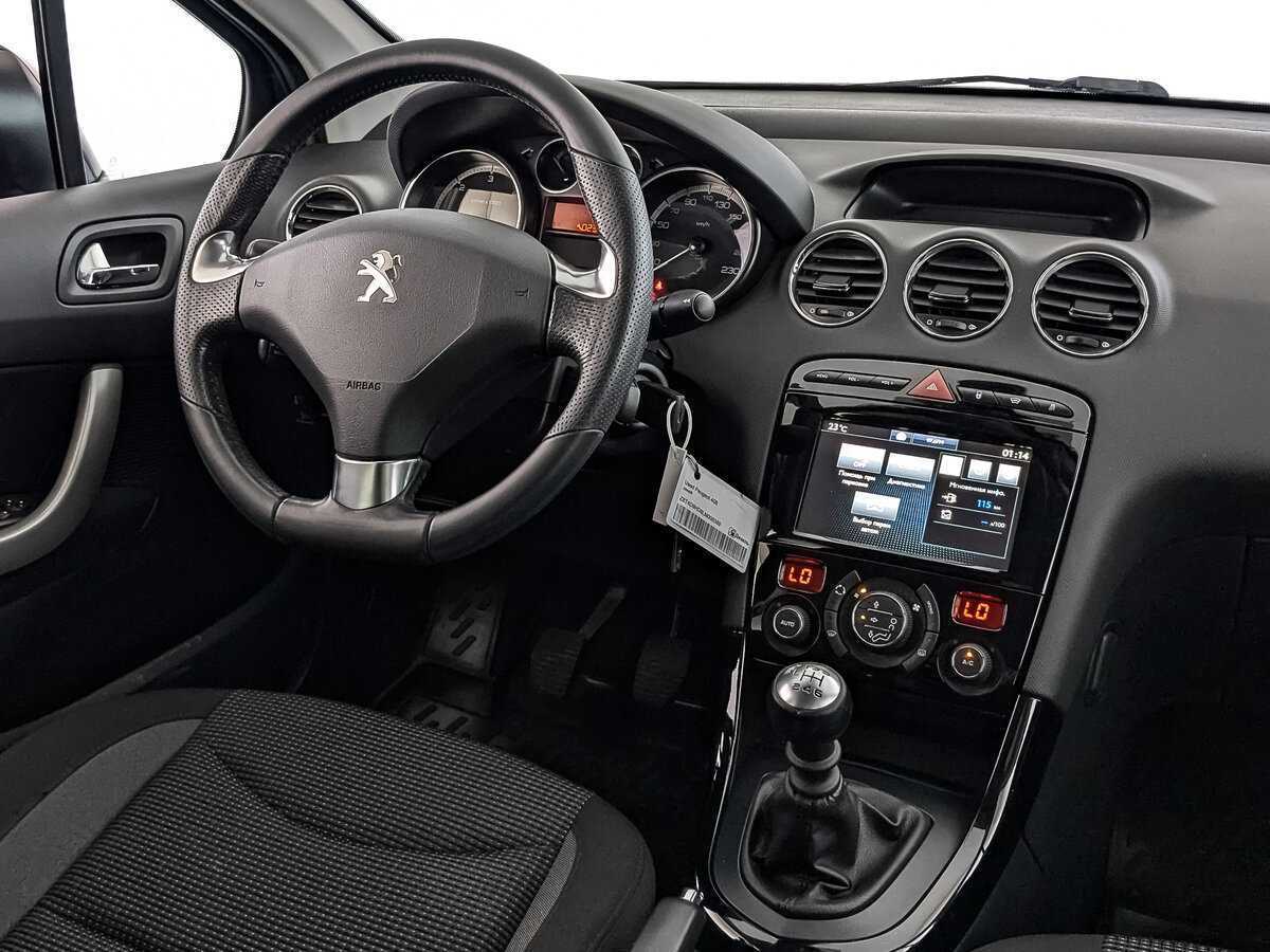 Купить Peugeot 408 с пробегом. Фото: #21
