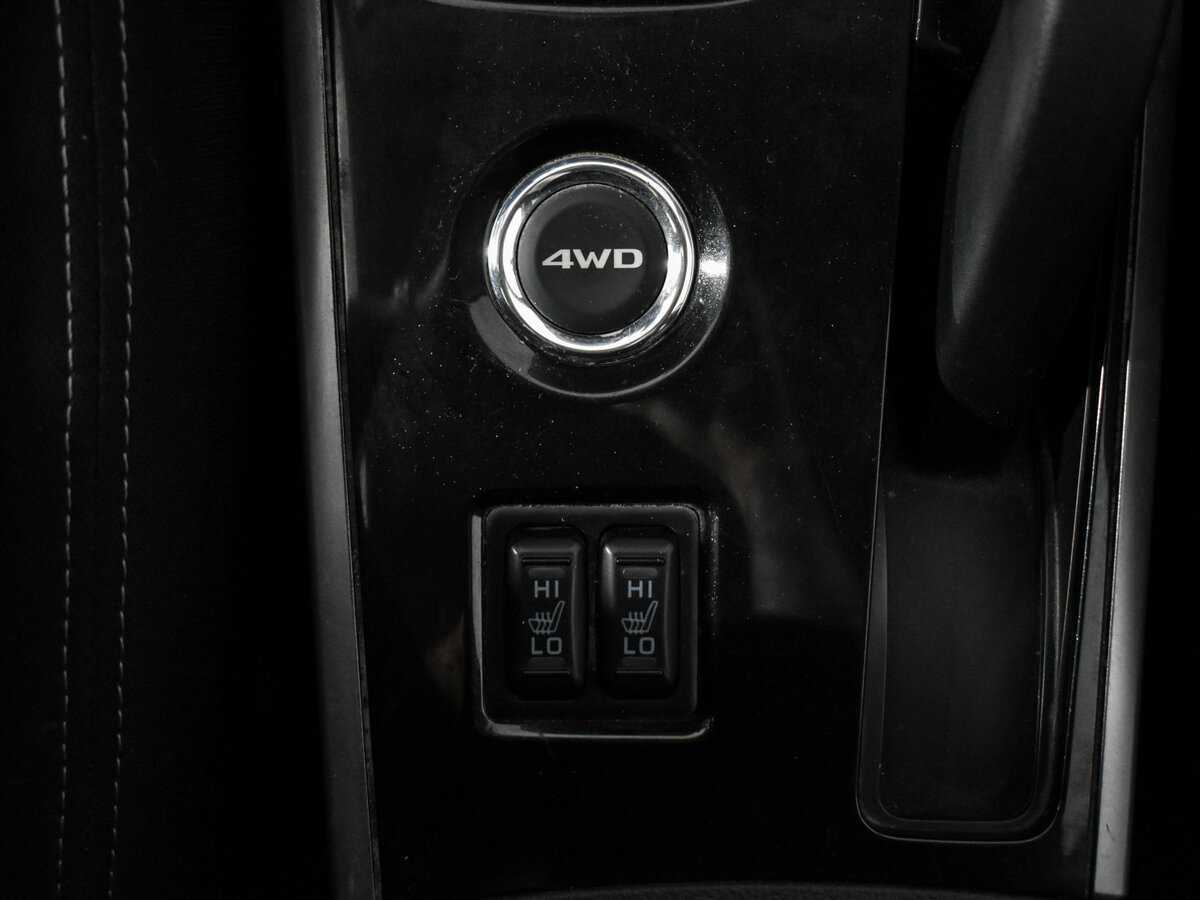 Купить Mitsubishi Outlander с пробегом. Фото: #9