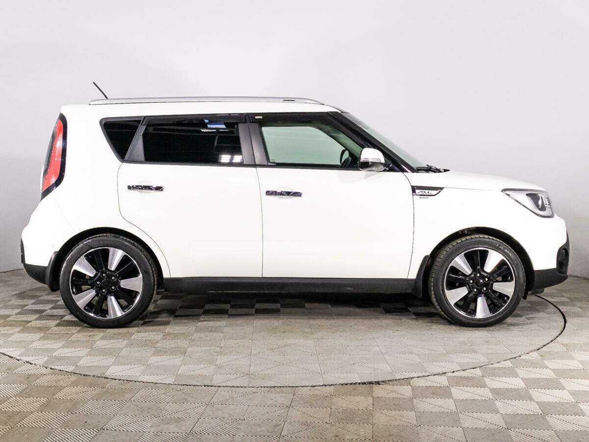 Купить Kia Soul с пробегом. Фото: #3
