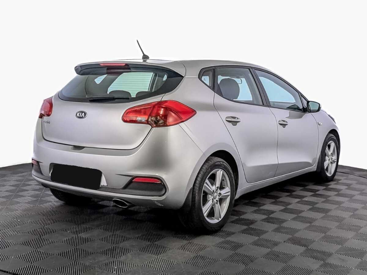 Купить Kia Ceed с пробегом. Фото: #4