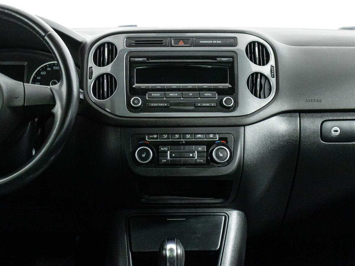 Купить Volkswagen Tiguan с пробегом. Фото: #13