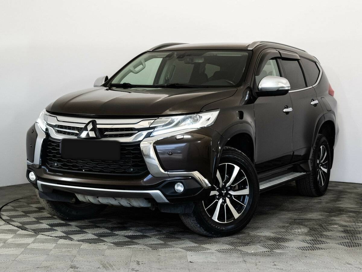 Купить Mitsubishi Pajero Sport с пробегом. Посмотреть фото