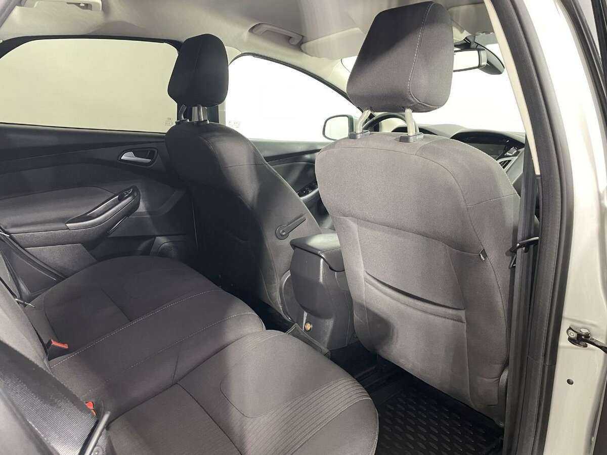 Купить Ford Focus с пробегом. Фото: #15