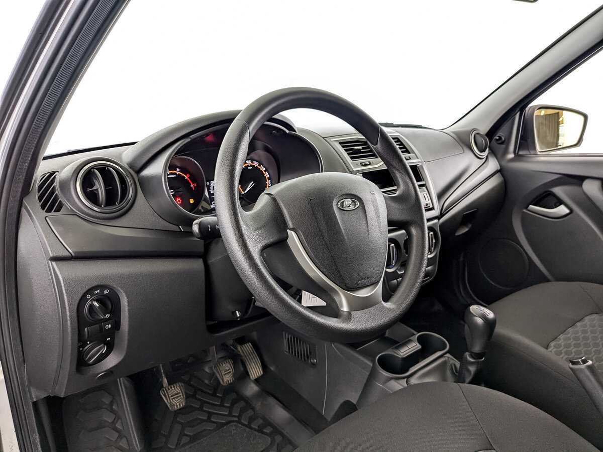 Купить Lada (ВАЗ) Granta с пробегом. Фото: #13