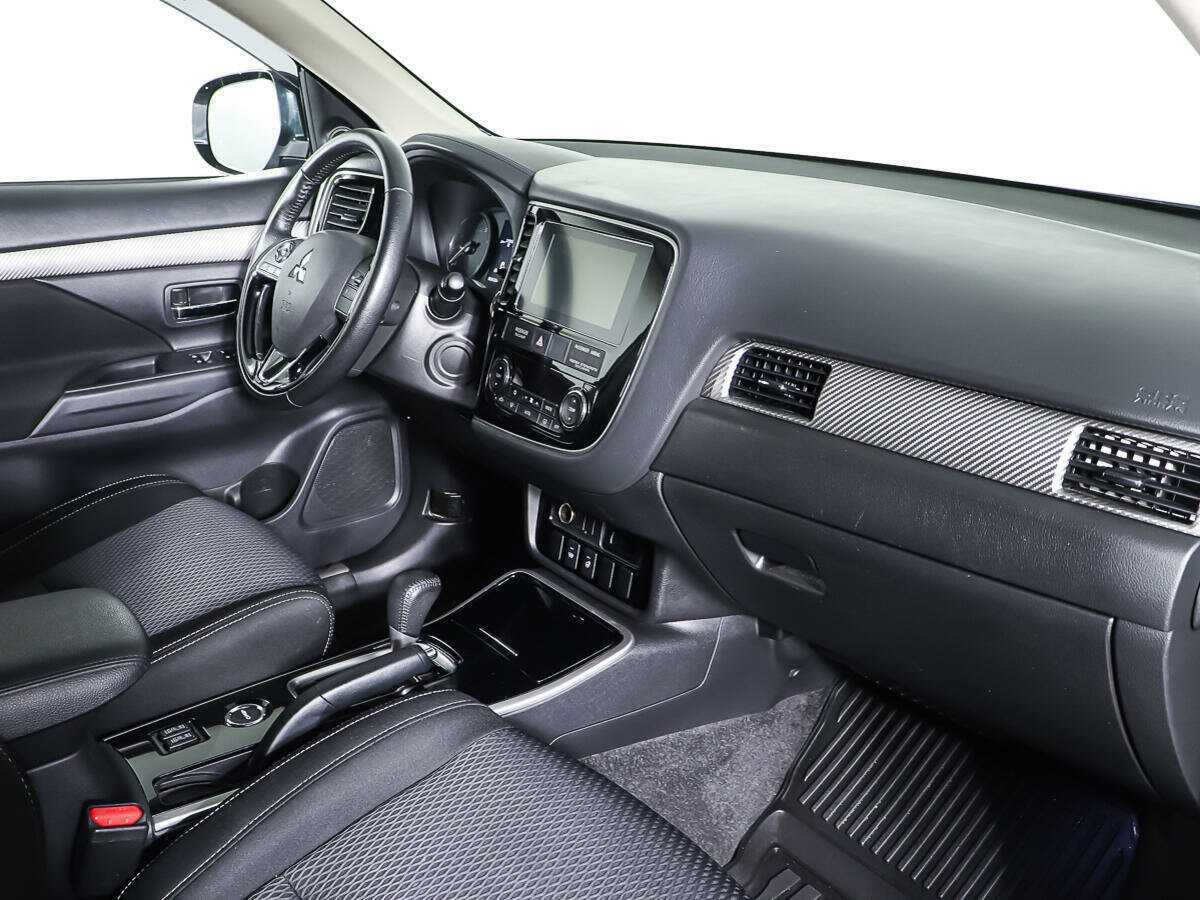 Купить Mitsubishi Outlander с пробегом. Фото: #7