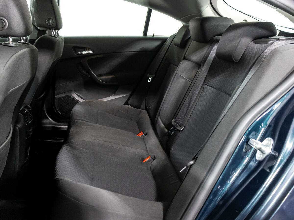 Купить Opel Insignia с пробегом. Фото: #9