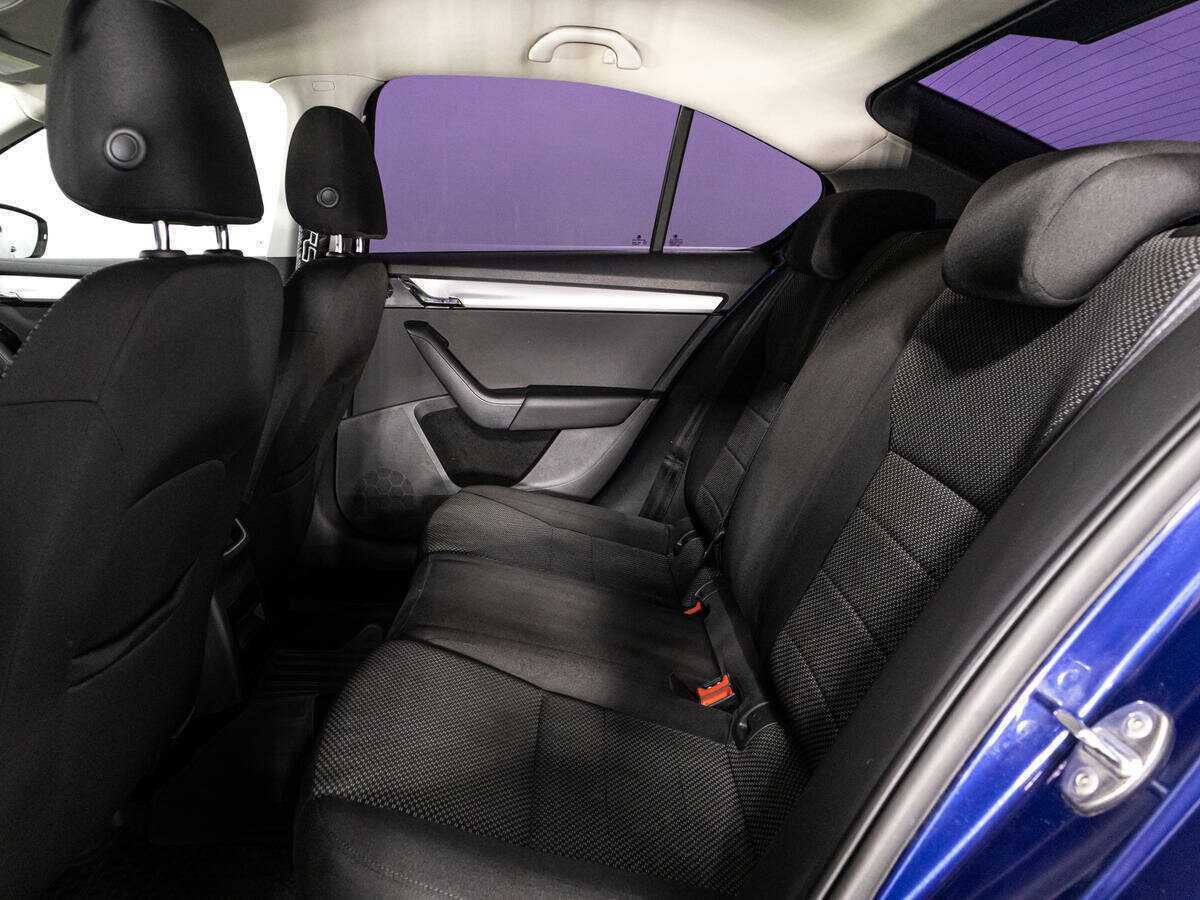 Купить Skoda Octavia с пробегом. Фото: #9