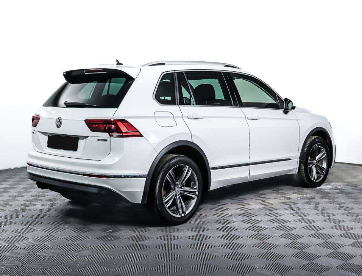Купить Volkswagen Tiguan с пробегом. Фото: #4