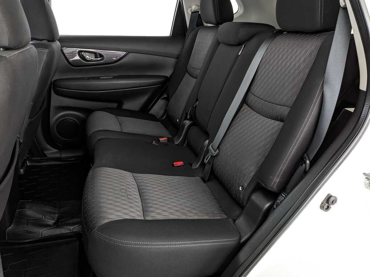Купить Nissan X-Trail с пробегом. Фото: #17