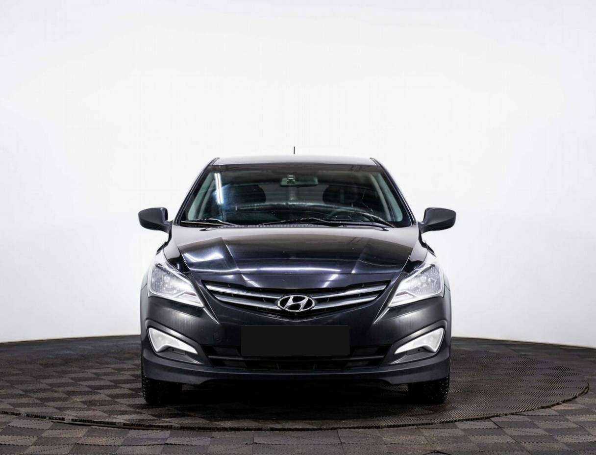 Купить Hyundai Solaris с пробегом. Фото: #1