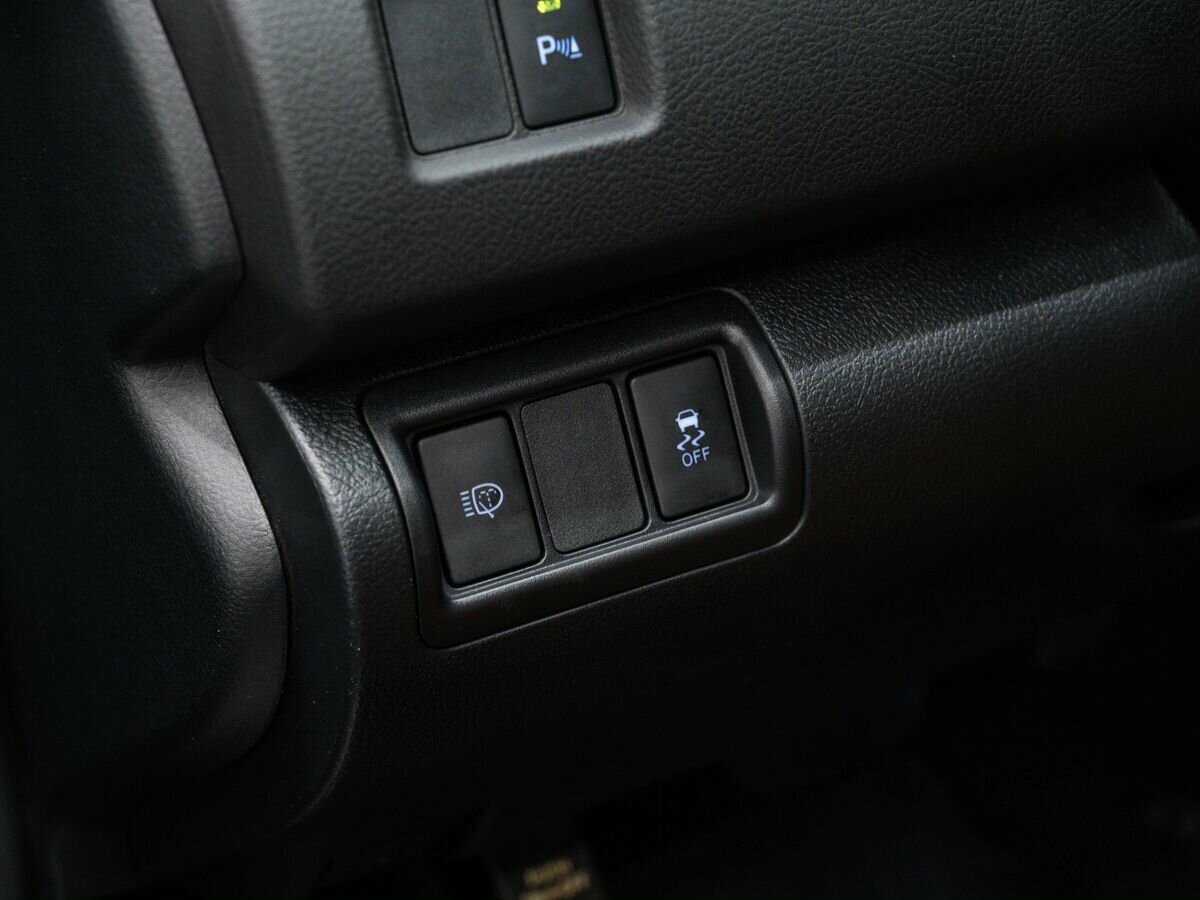 Купить Toyota Camry с пробегом. Фото: #18