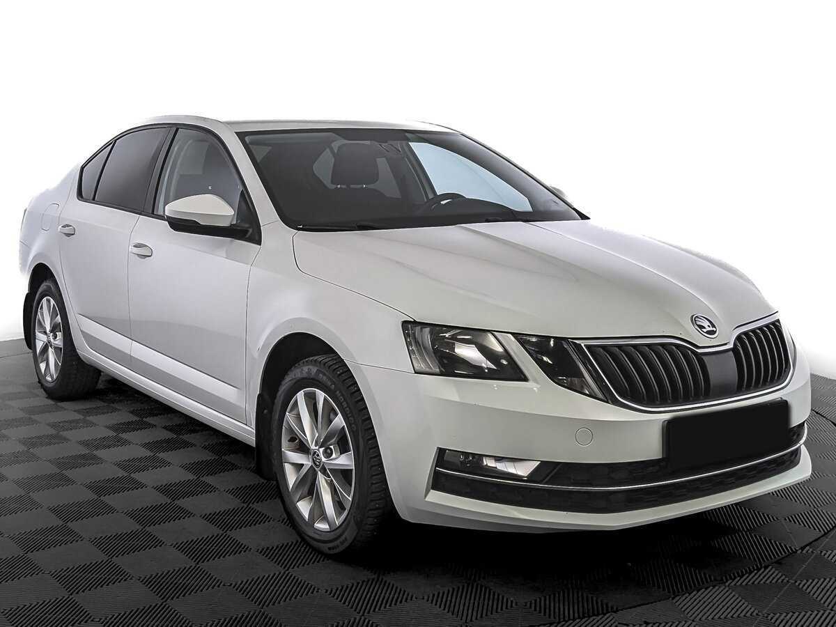 Купить Skoda Octavia с пробегом. Фото: #2