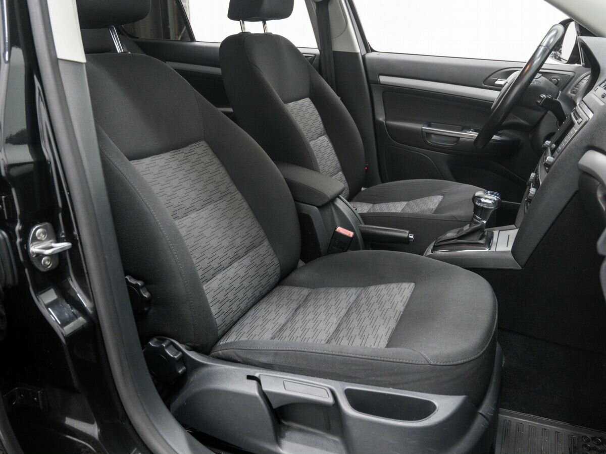 Купить Skoda Octavia с пробегом. Фото: #6