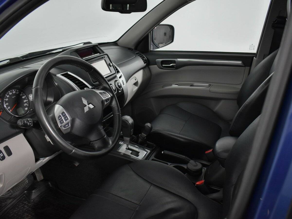 Купить Mitsubishi Pajero Sport с пробегом. Фото: #7