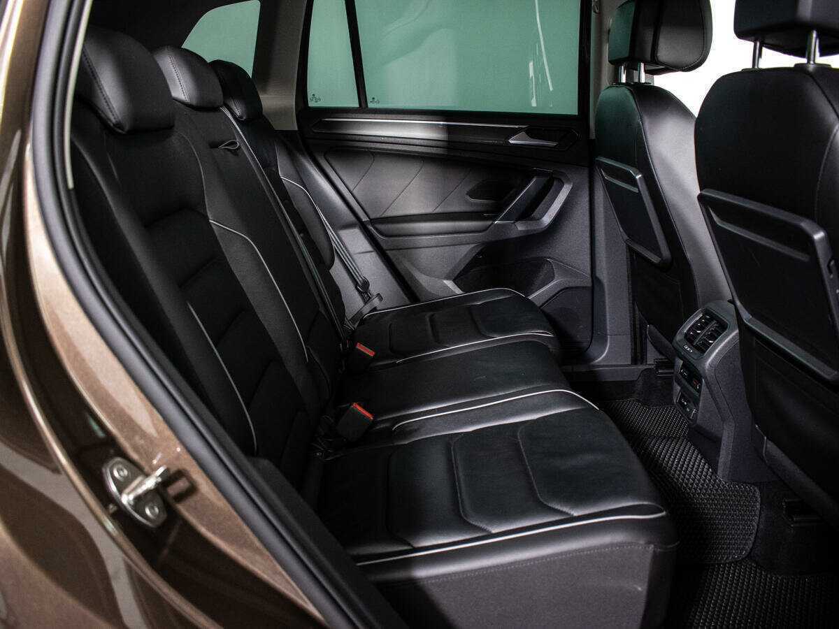 Купить Volkswagen Tiguan с пробегом. Фото: #9