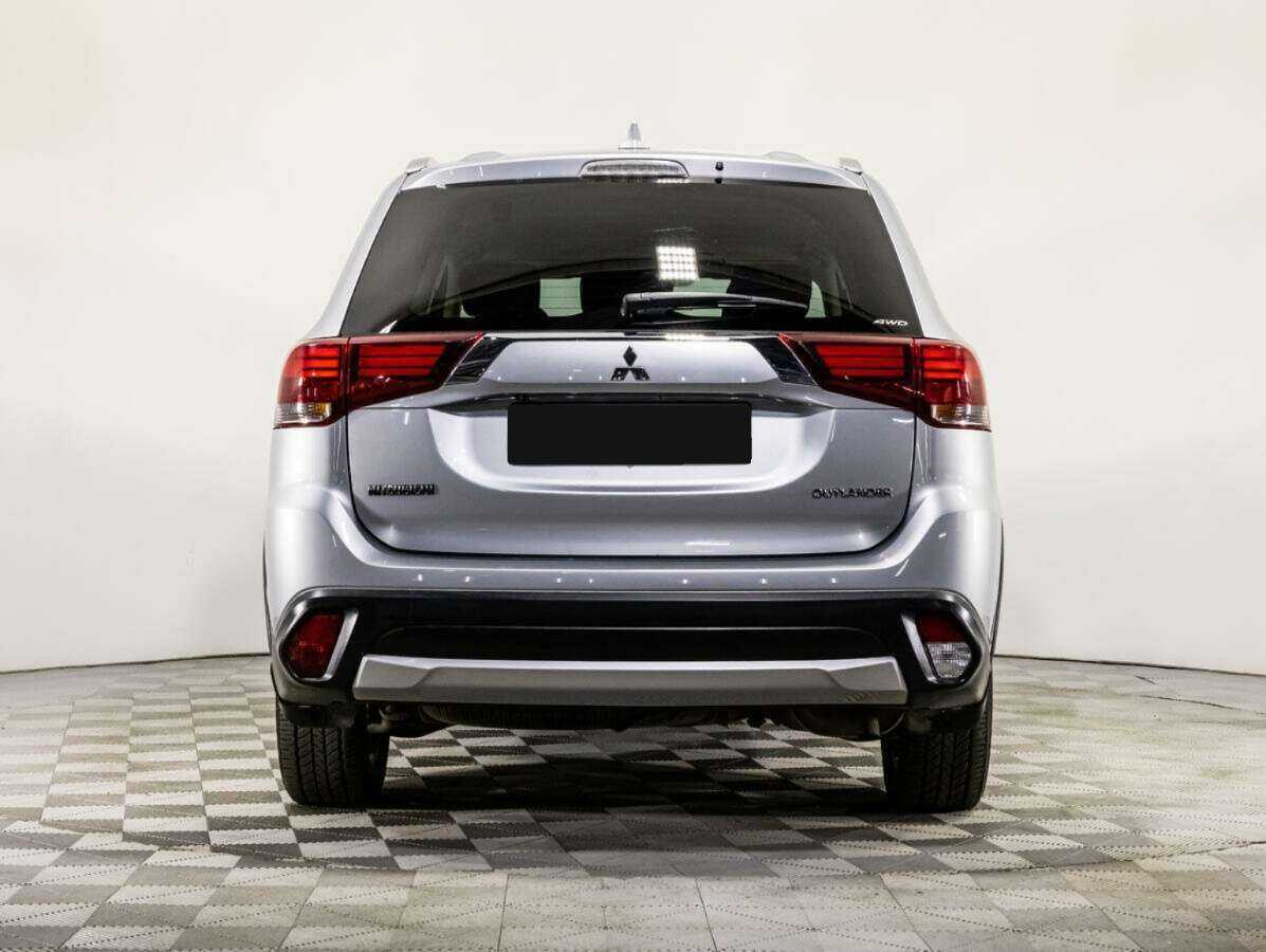 Купить Mitsubishi Outlander с пробегом. Фото: #5