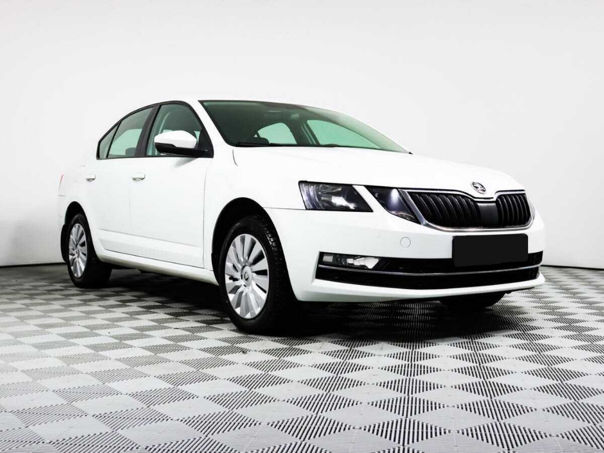 Купить Skoda Octavia с пробегом. Фото: #2