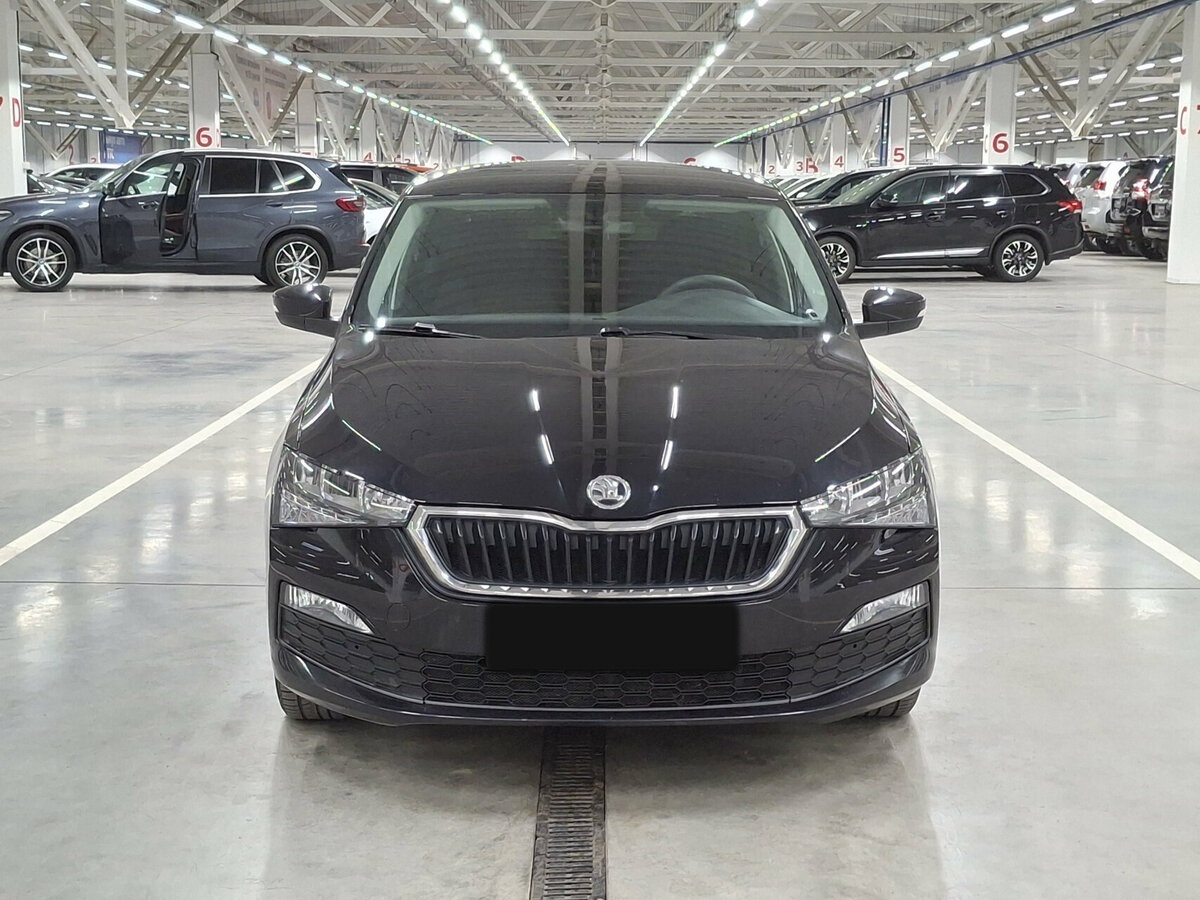 Купить Skoda Rapid с пробегом. Фото: #1