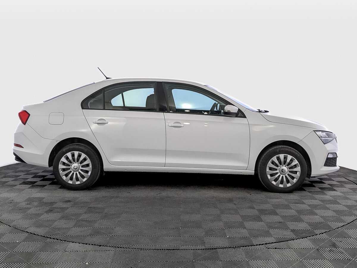 Купить Skoda Rapid с пробегом. Фото: #3