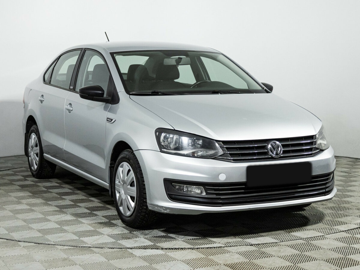 Купить Volkswagen Polo с пробегом. Фото: #2