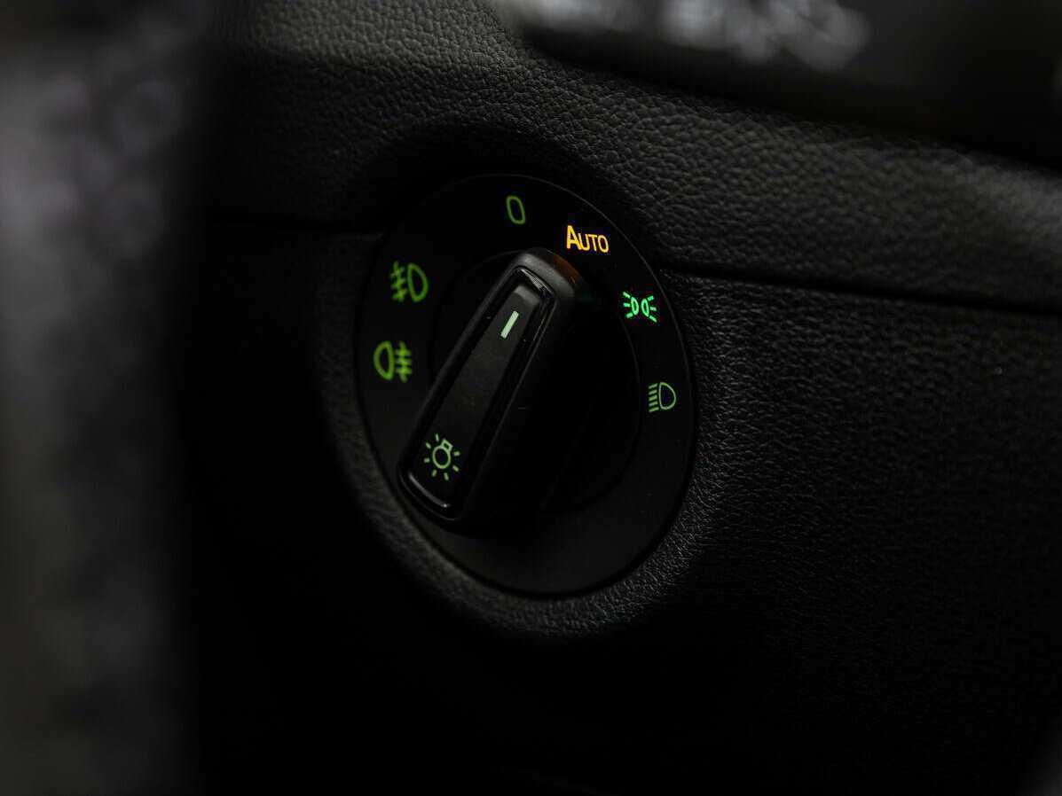 Купить Skoda Octavia с пробегом. Фото: #15