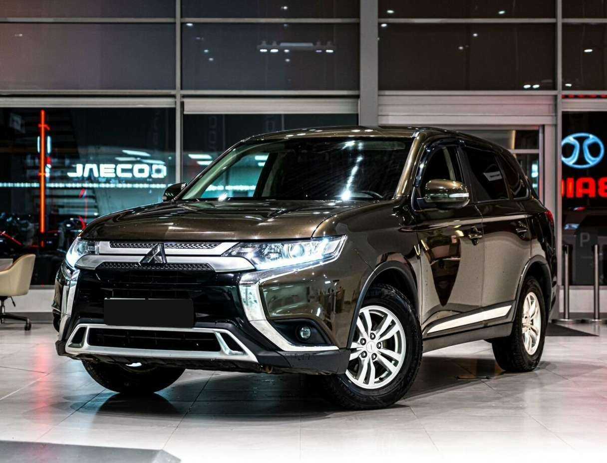 Купить Mitsubishi Outlander с пробегом. Фото: #0