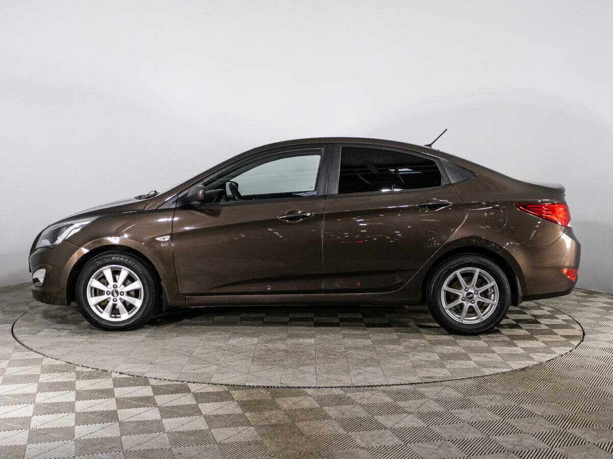 Купить Hyundai Solaris с пробегом. Фото: #7
