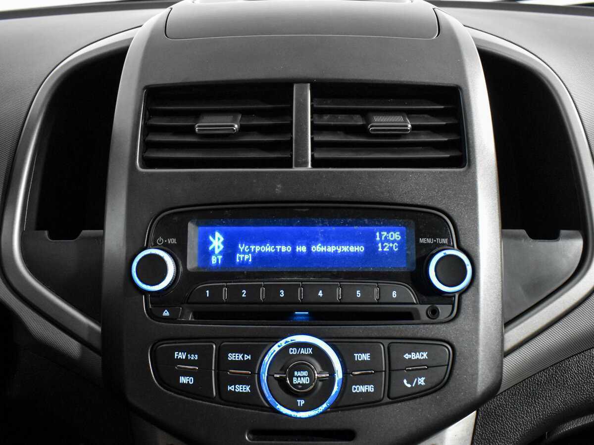 Купить Chevrolet Aveo с пробегом. Фото: #15