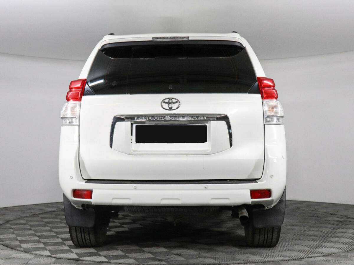 Купить Toyota Land Cruiser Prado с пробегом. Фото: #4