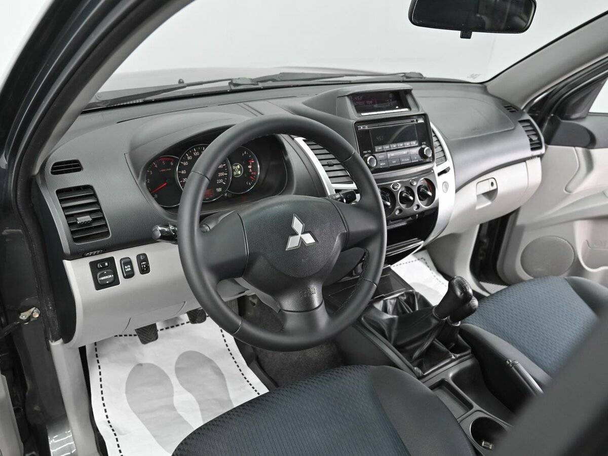 Купить Mitsubishi Pajero Sport с пробегом. Фото: #7