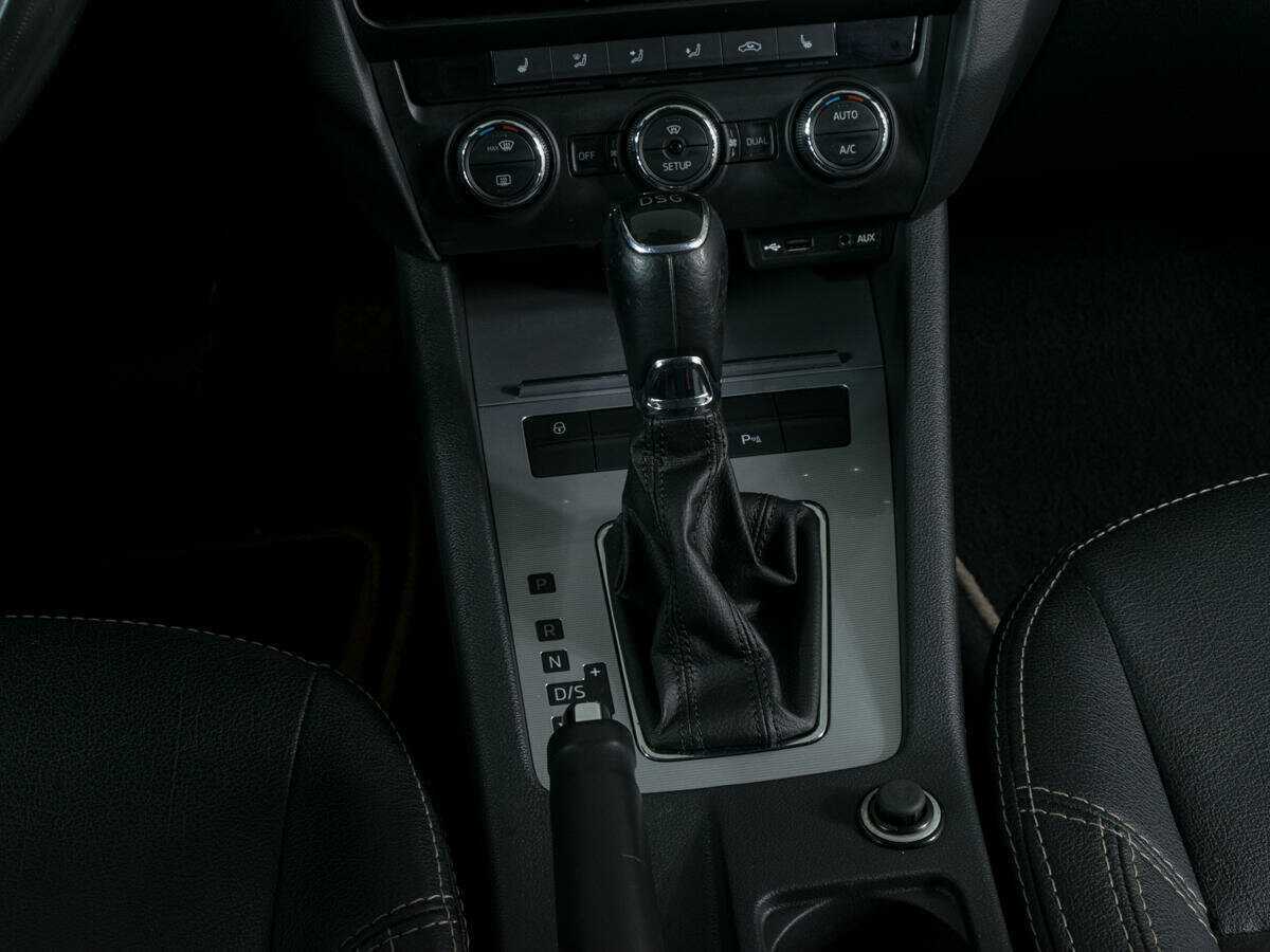 Купить Skoda Octavia с пробегом. Фото: #14