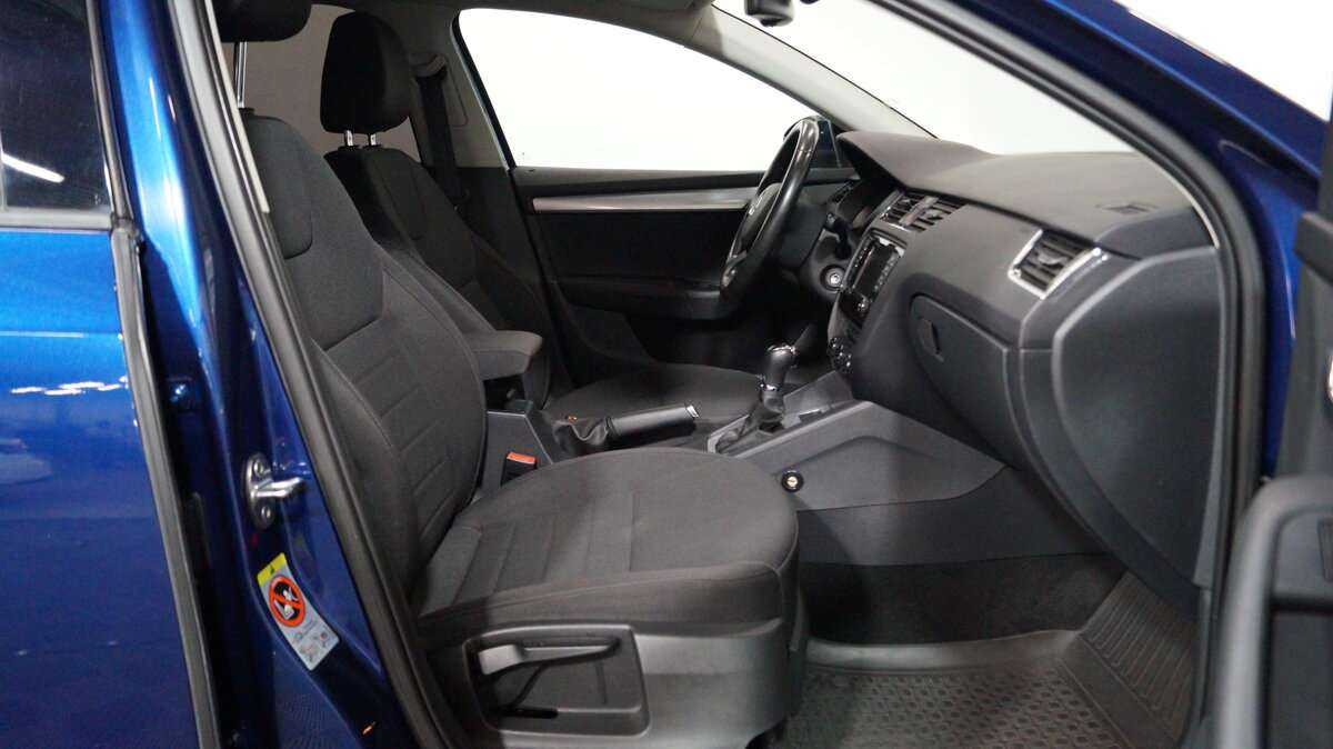 Купить Skoda Octavia с пробегом. Фото: #10