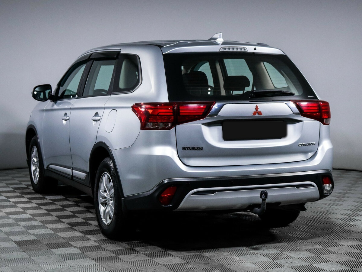 Купить Mitsubishi Outlander с пробегом. Фото: #6