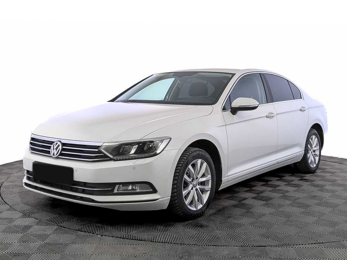Купить Volkswagen Passat с пробегом. Посмотреть фото