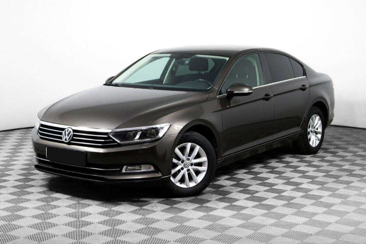 Купить Volkswagen Passat с пробегом. Посмотреть фото