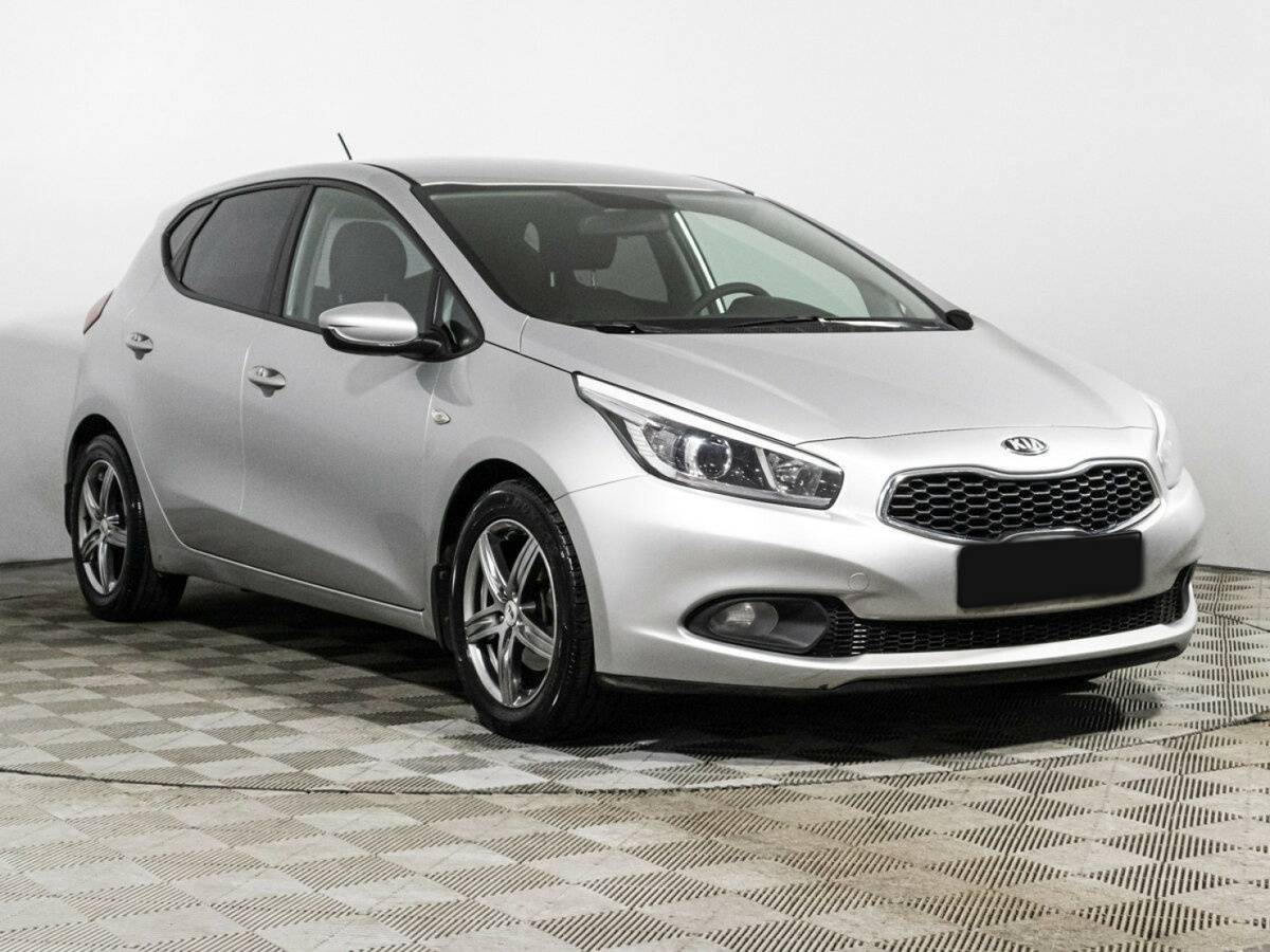 Купить Kia Ceed с пробегом. Фото: #2