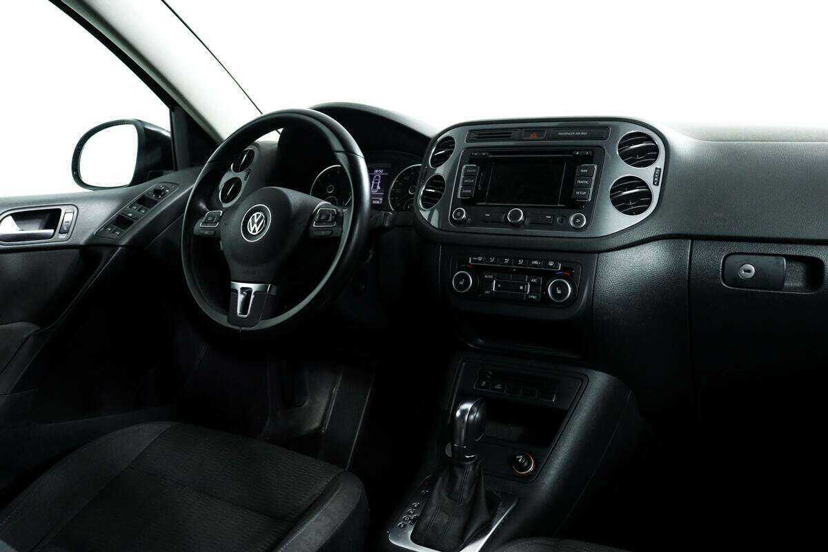 Купить Volkswagen Tiguan с пробегом. Фото: #8