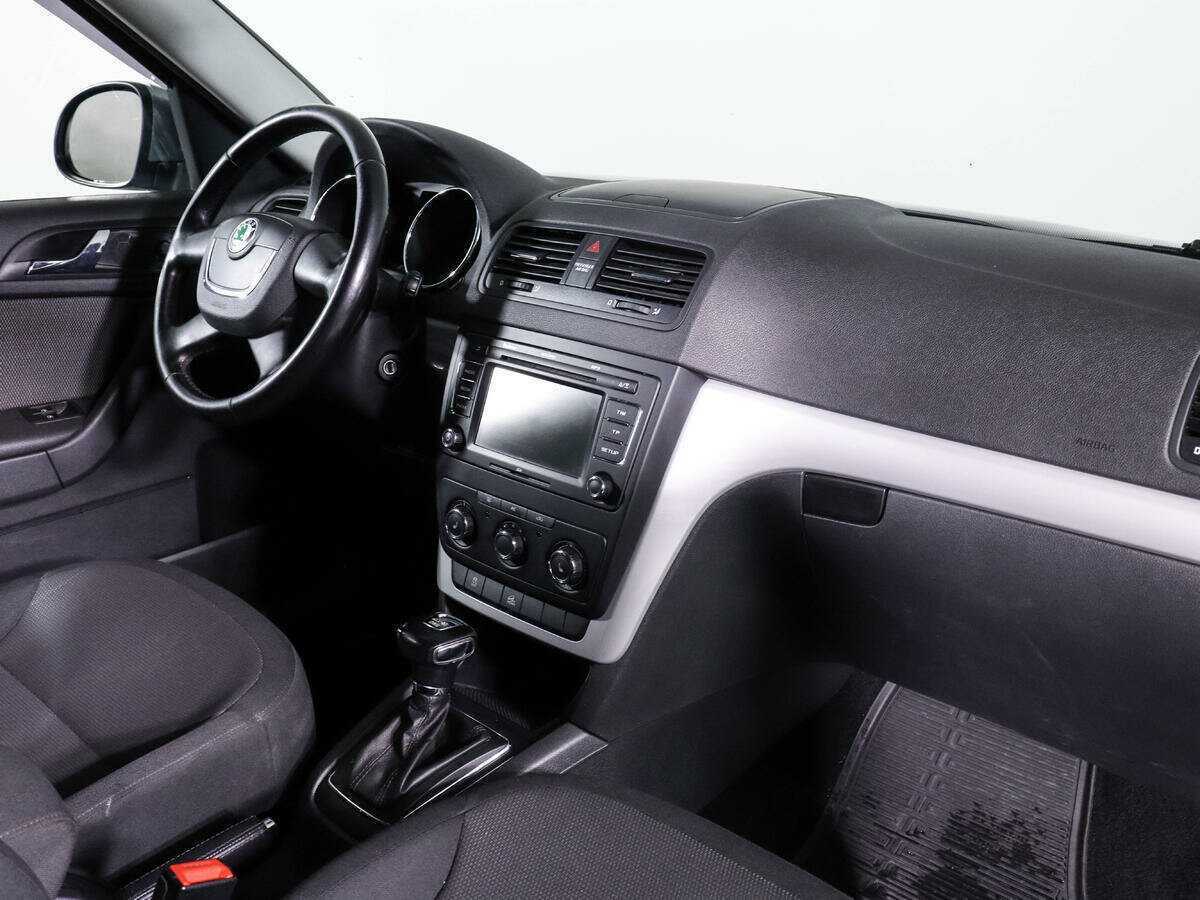 Купить Skoda Yeti с пробегом. Фото: #5