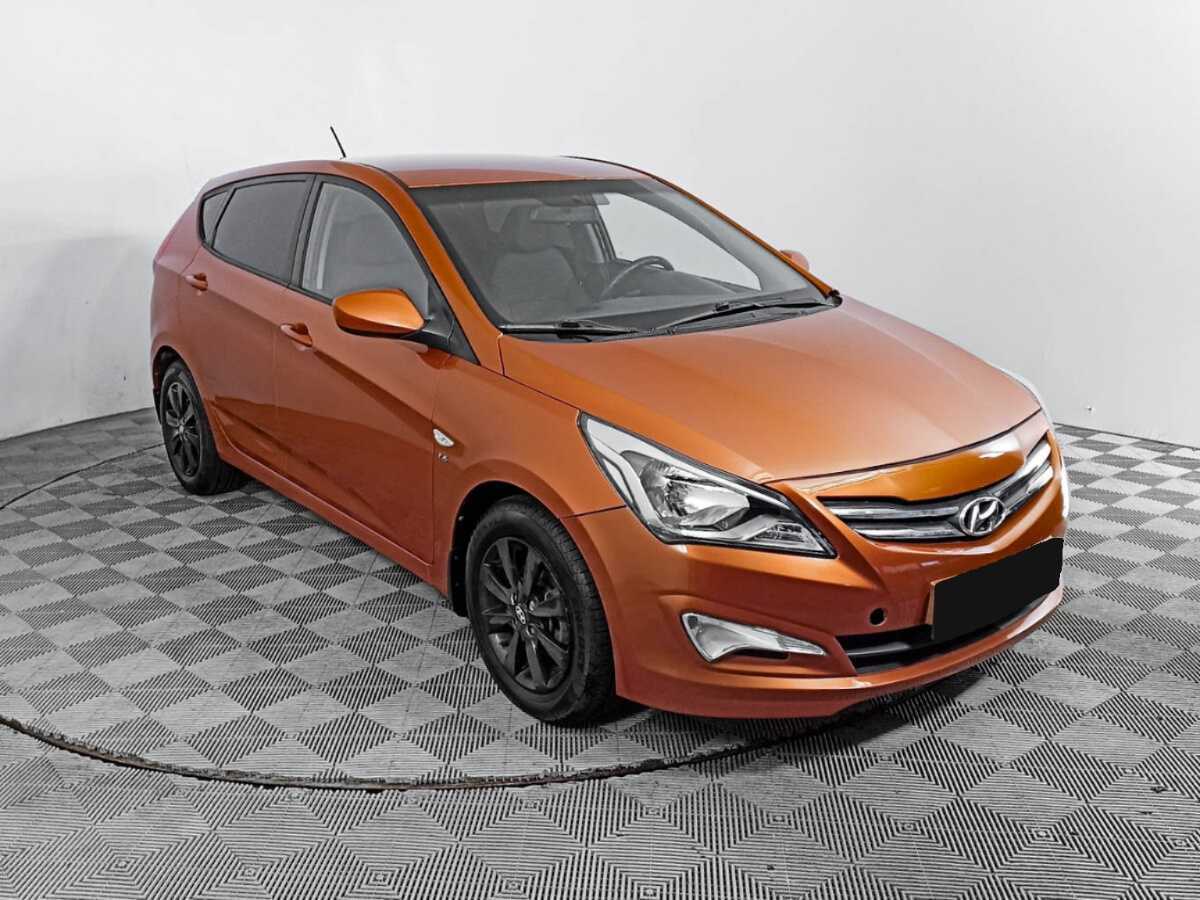 Купить Hyundai Solaris с пробегом. Фото: #2