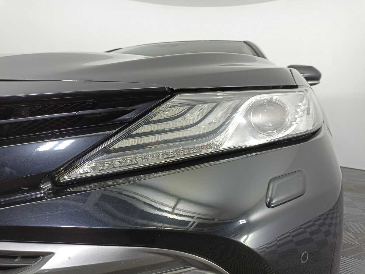 Купить Toyota Camry с пробегом. Фото: #15
