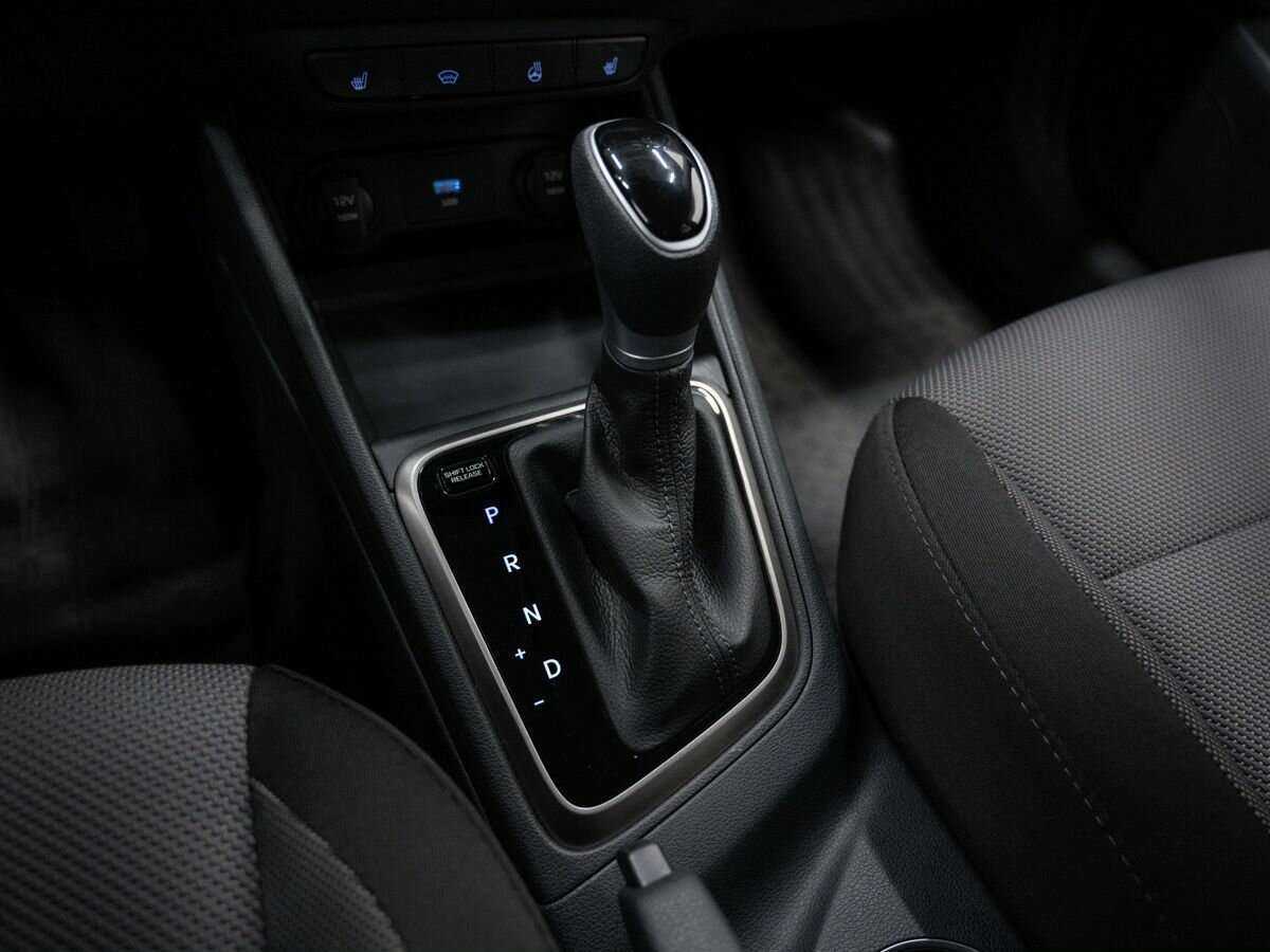 Купить Hyundai Solaris с пробегом. Фото: #18