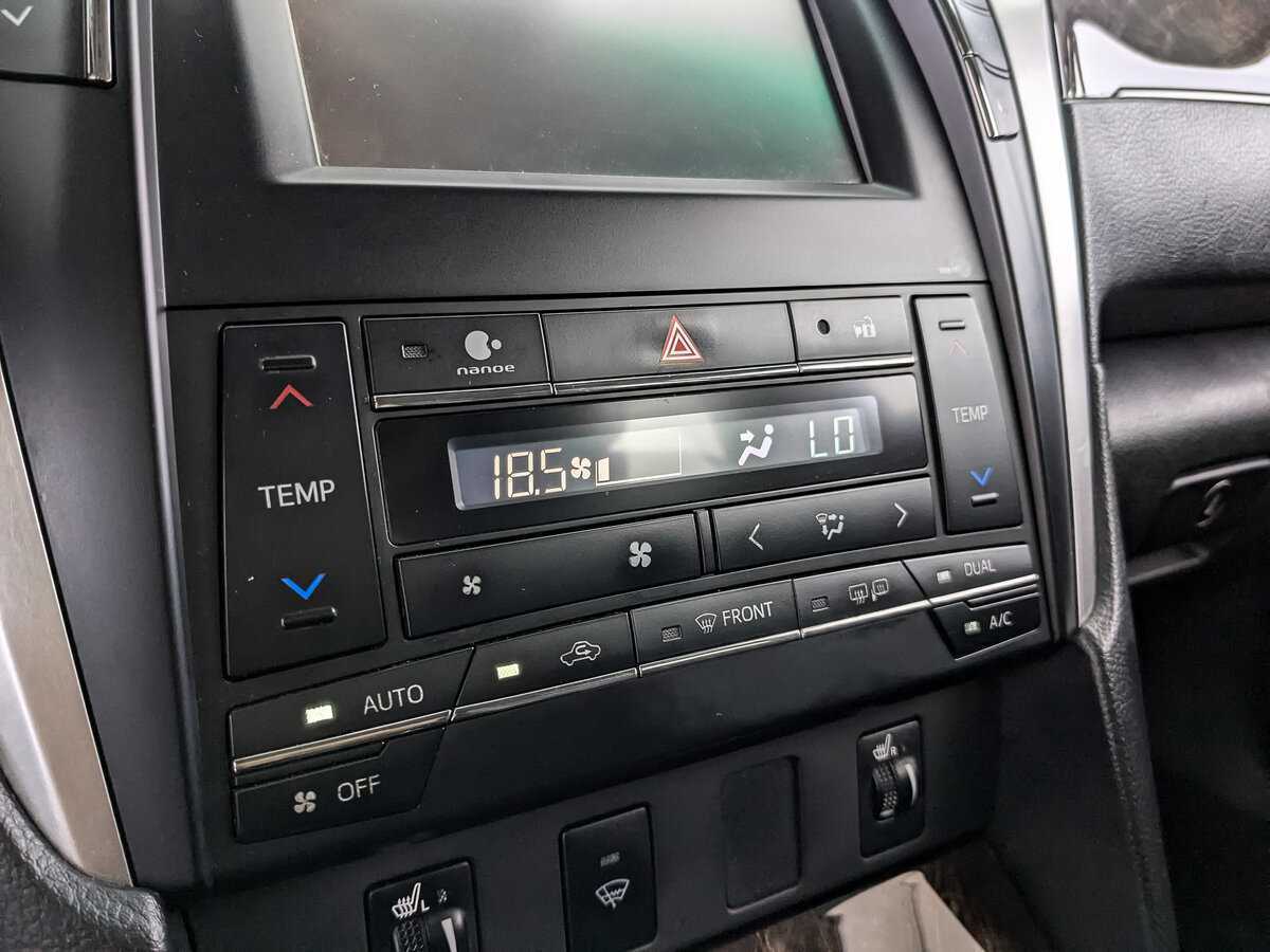 Купить Toyota Camry с пробегом. Фото: #16