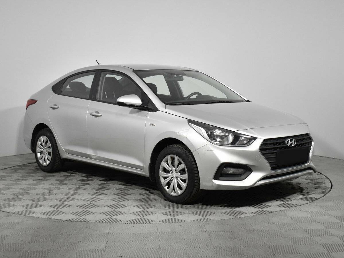 Купить Hyundai Solaris с пробегом. Фото: #2